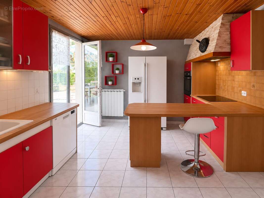 Maison 136 m² à Pommier-De-Beaurepaire  - photo 7