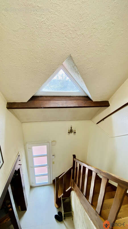 Maison à CONDE-SAINTE-LIBIAIRE