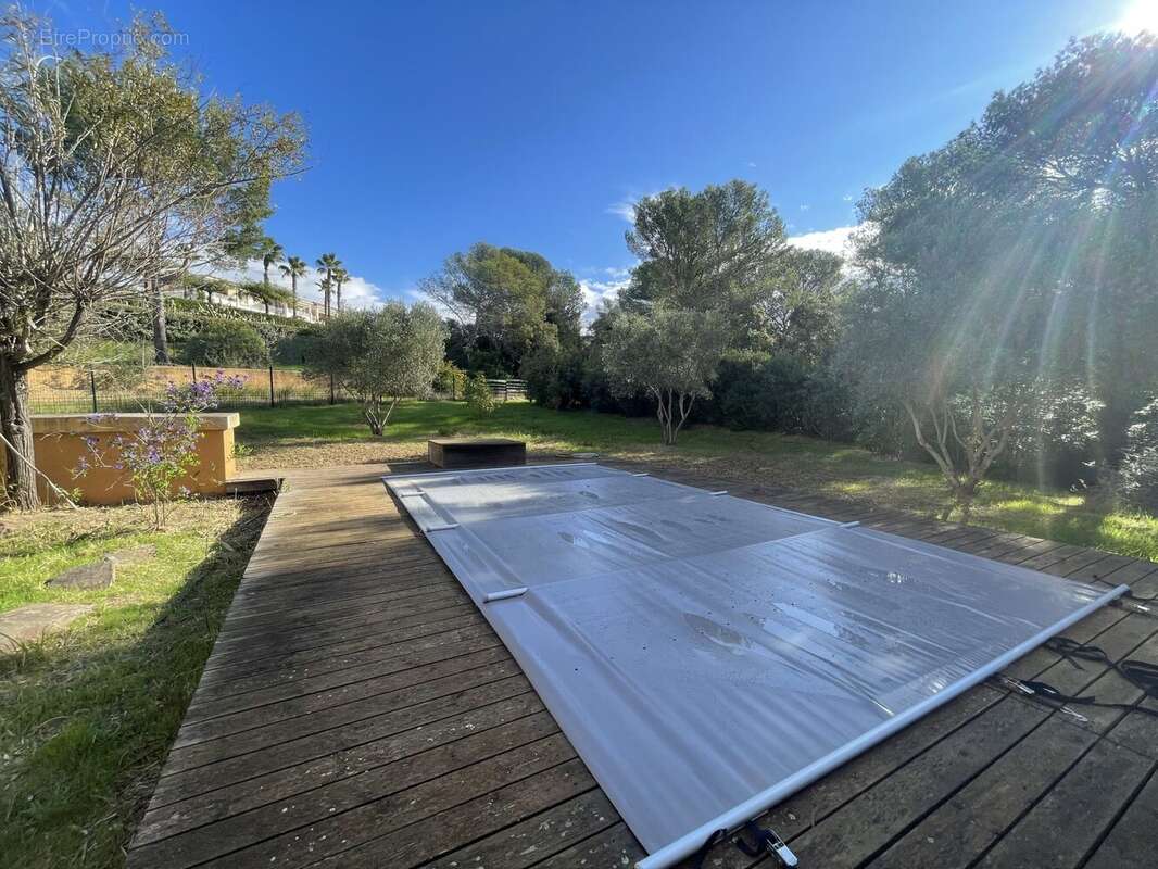 Appartement à SAINT-RAPHAEL