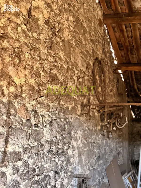 Ideal investisseurs et marchands de biens - immeuble avec combles amenageables et cave - photo 17