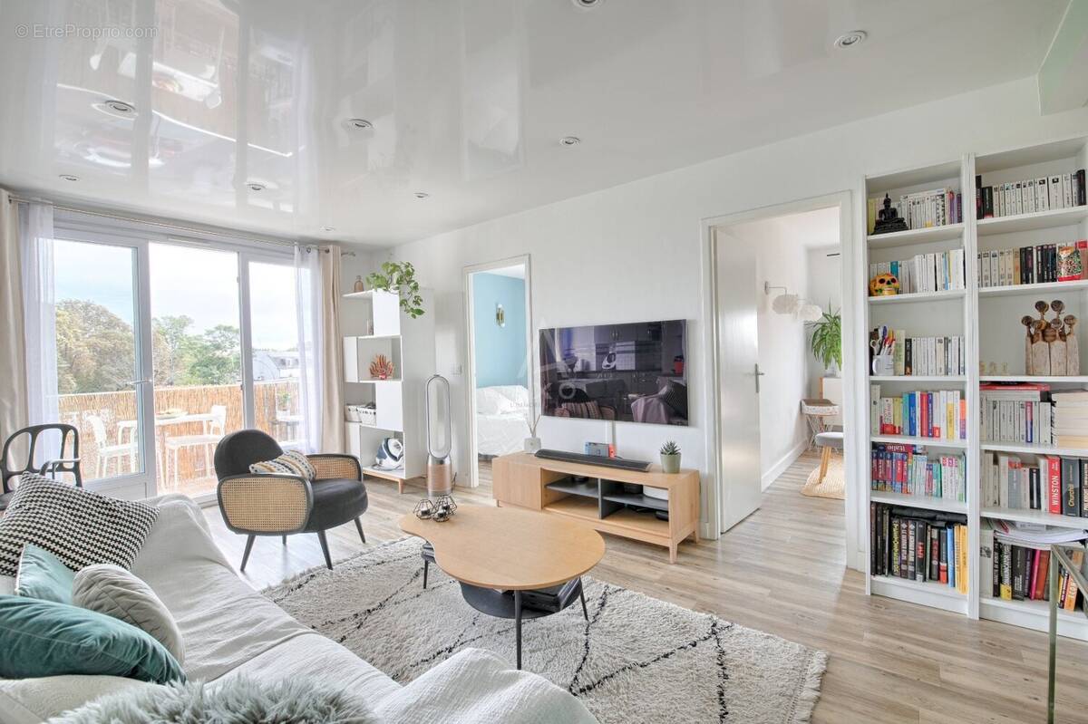 Appartement à SAINT-MAUR-DES-FOSSES