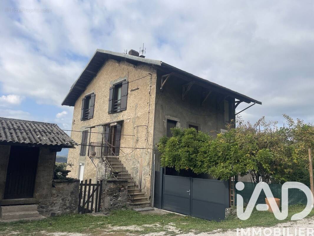 Photo 1 - Appartement à CHAMP-SUR-DRAC
