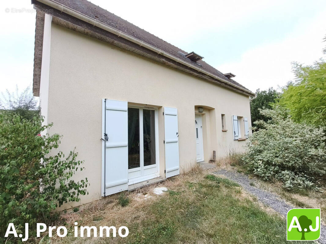 Maison à EZY-SUR-EURE