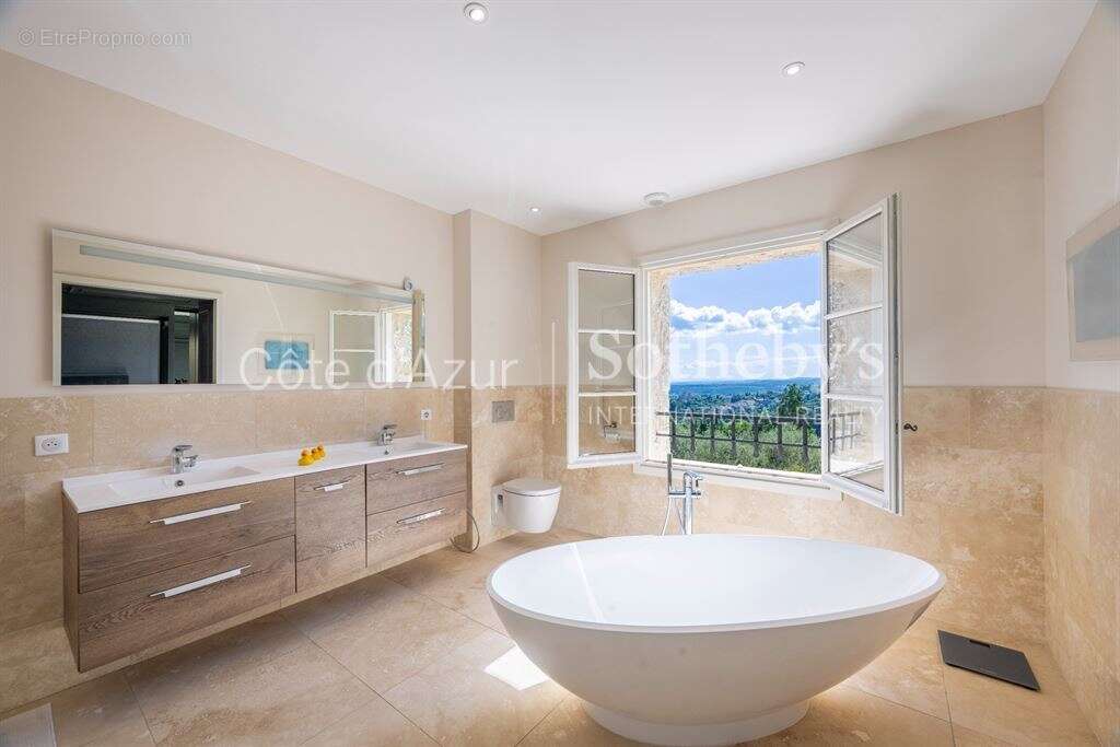 Bastide avec vue panoramique, proche du golf de Terre Blanche, Tourrettes, Provence - photo 19