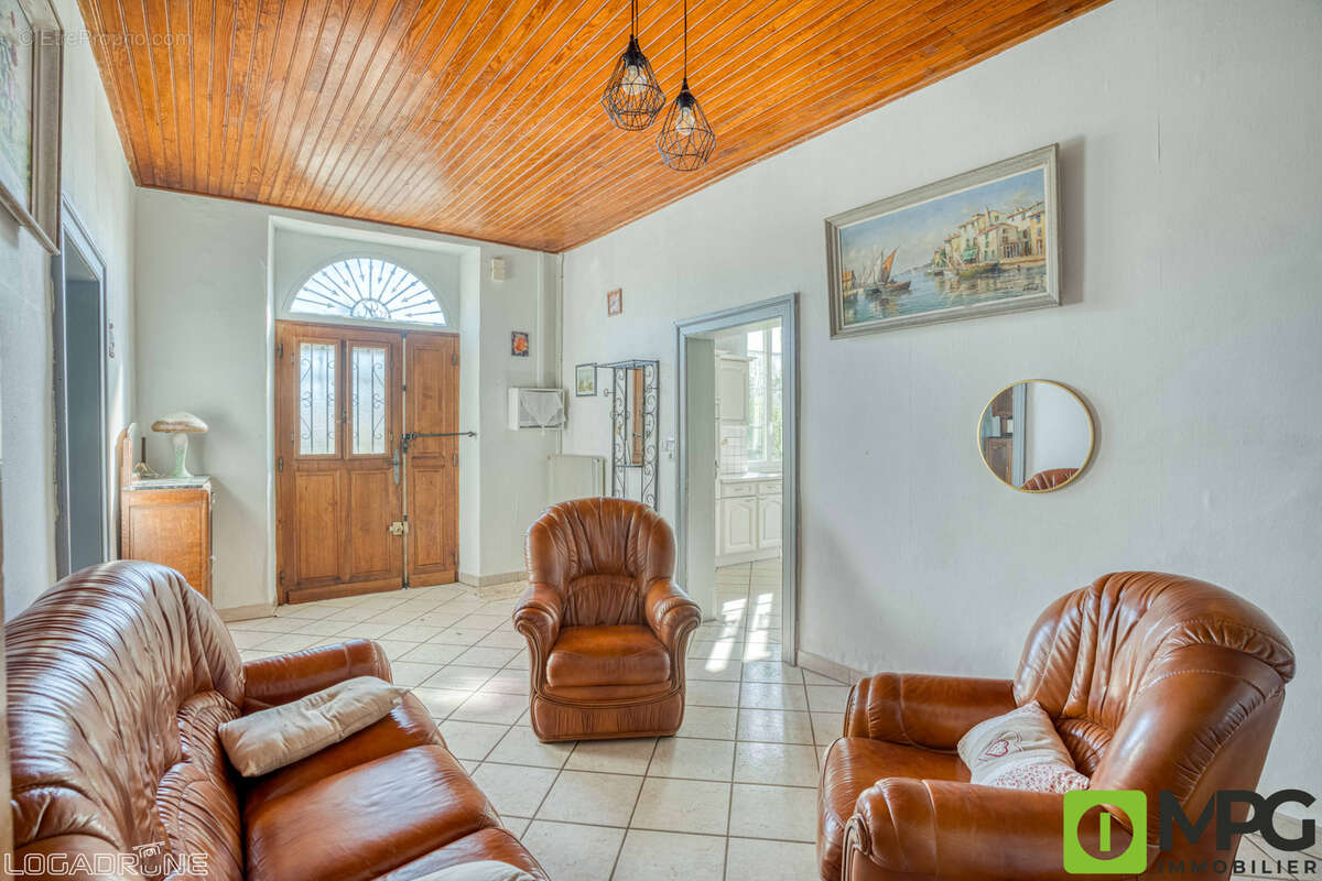 Maison à PINEL-HAUTERIVE