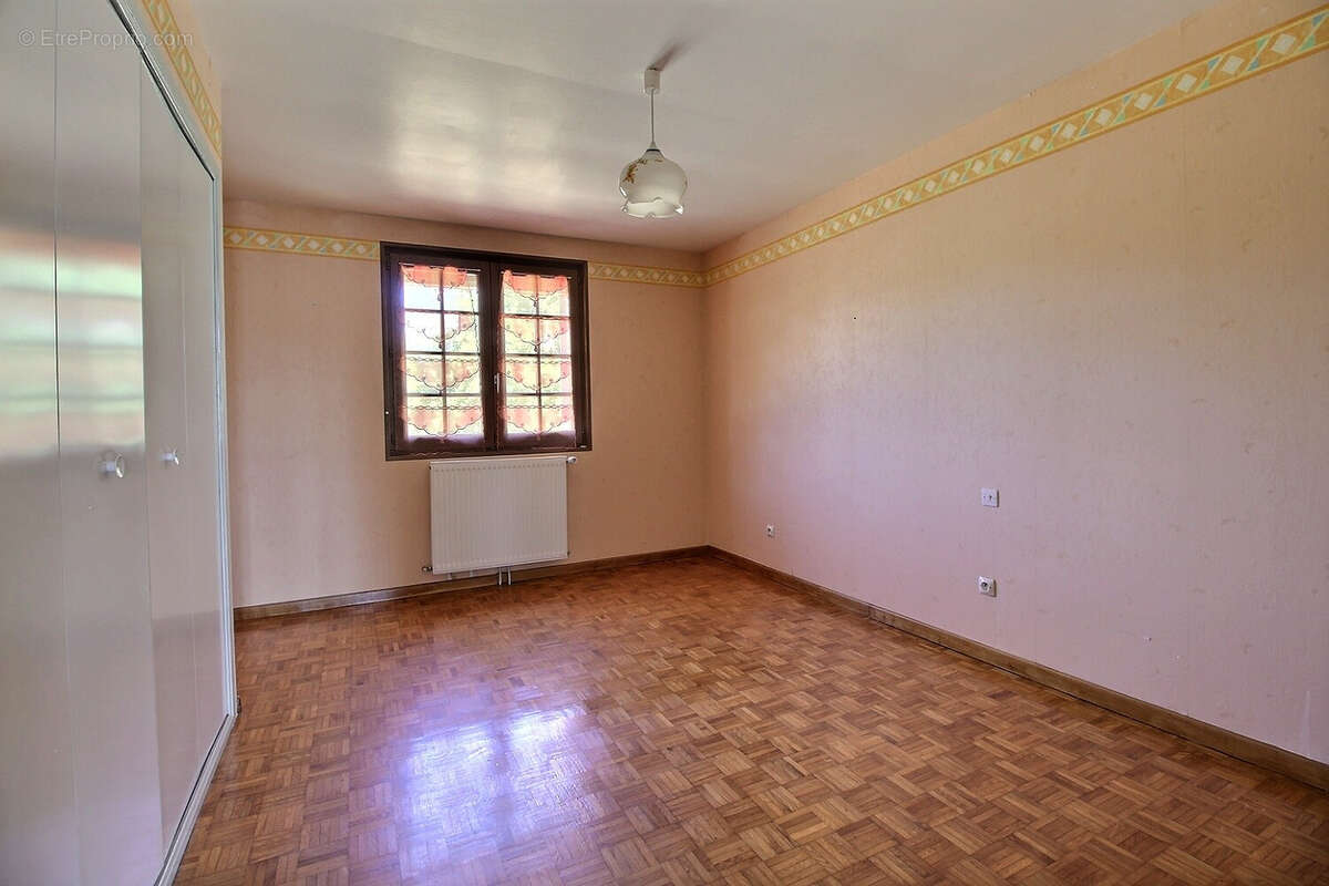 JONCY, maison 97 m2 avec terrain - photo 9