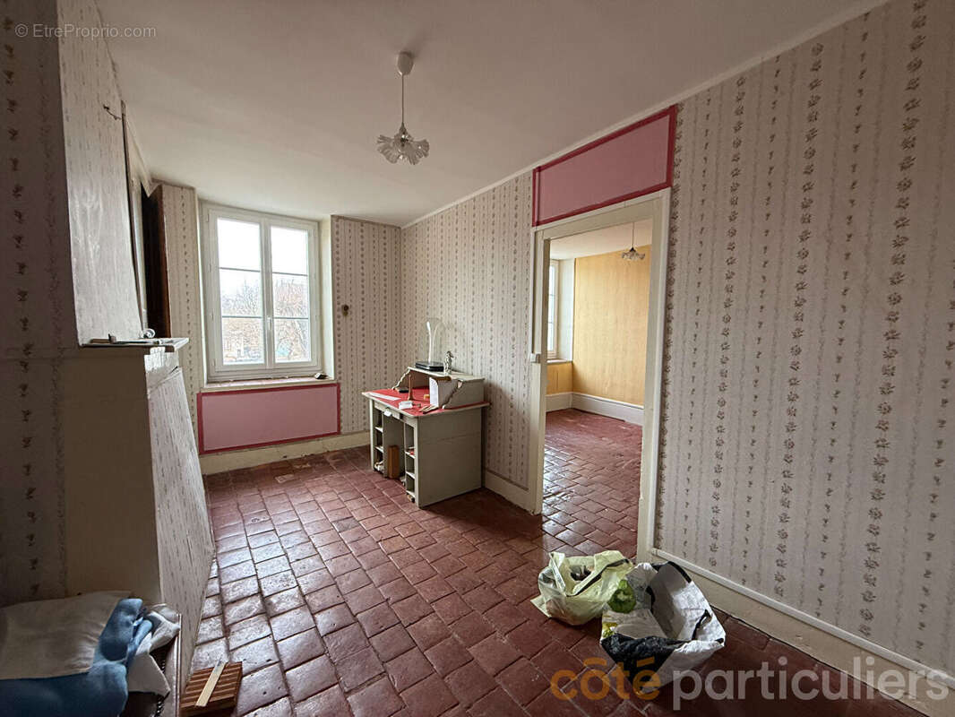 Maison à THAUMIERS
