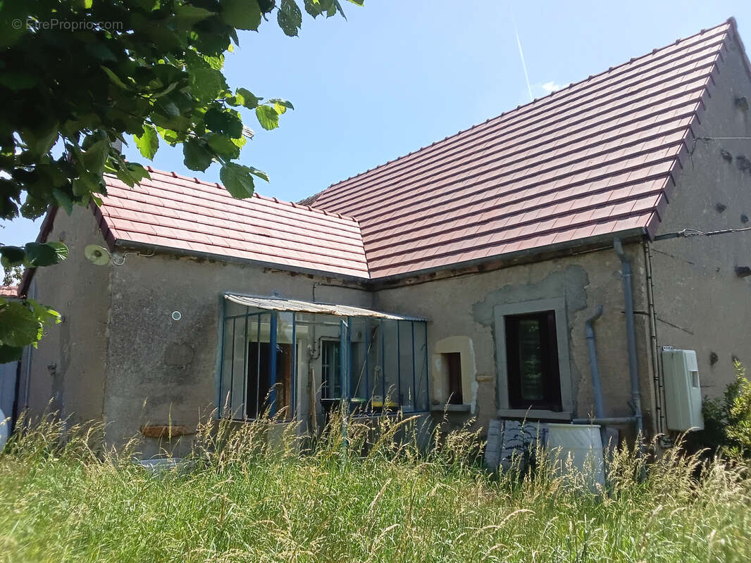 Maison à OUROUER-LES-BOURDELINS