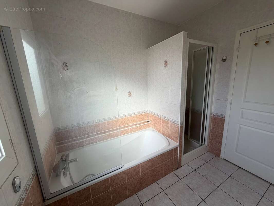 Maison à AIGREFEUILLE-SUR-MAINE