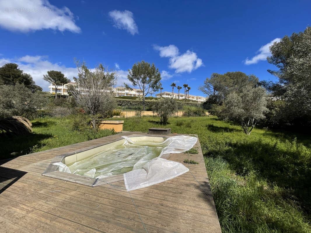 Appartement à SAINT-RAPHAEL