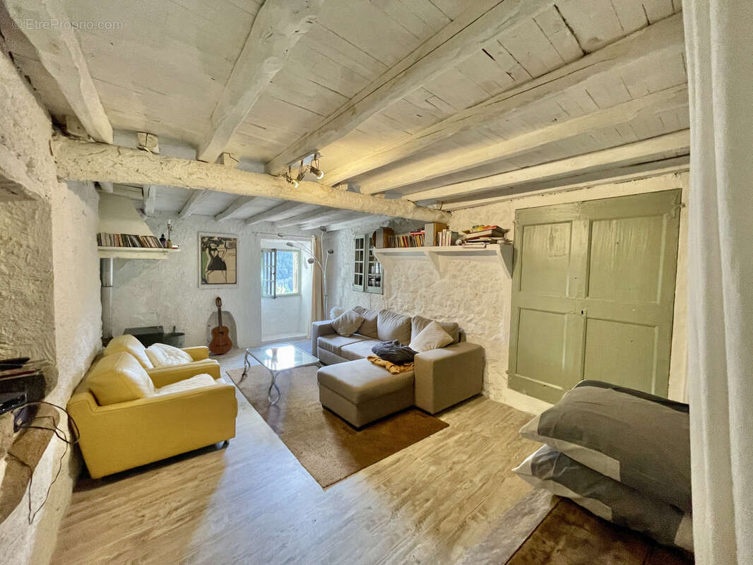 Maison à SERRALONGUE