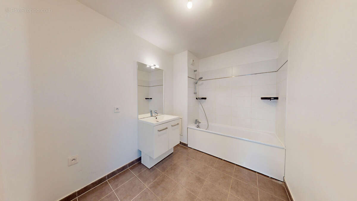 Appartement à ROMAINVILLE