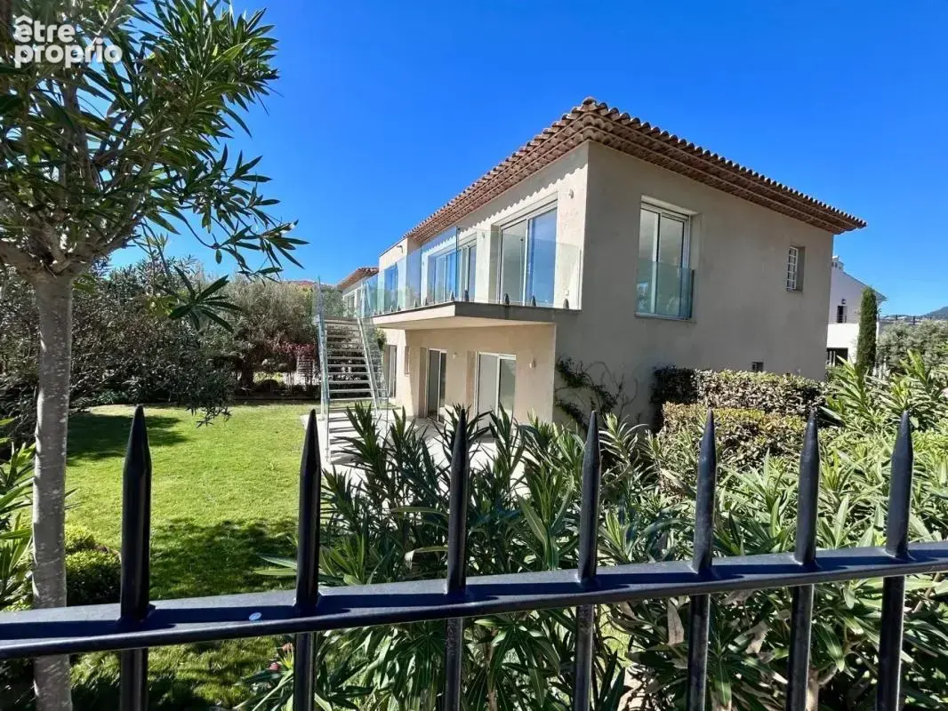 Maison à CAVALAIRE-SUR-MER