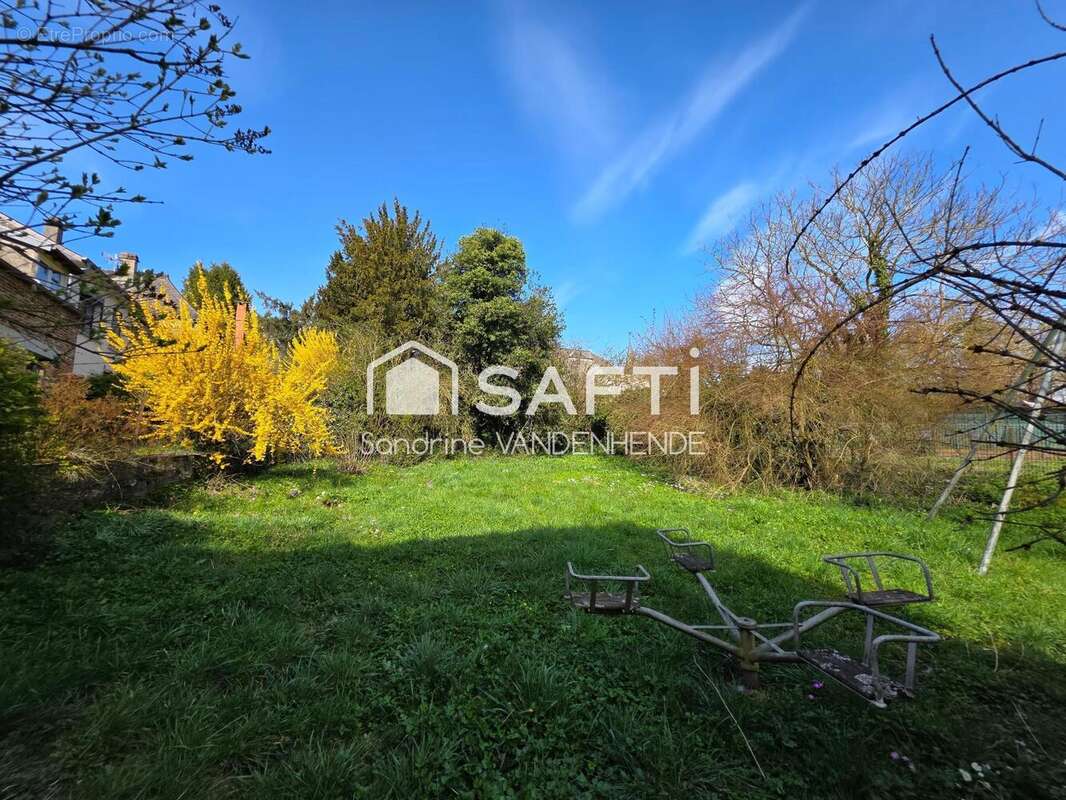 Maison 120 m² à Brunehamel  - photo 2