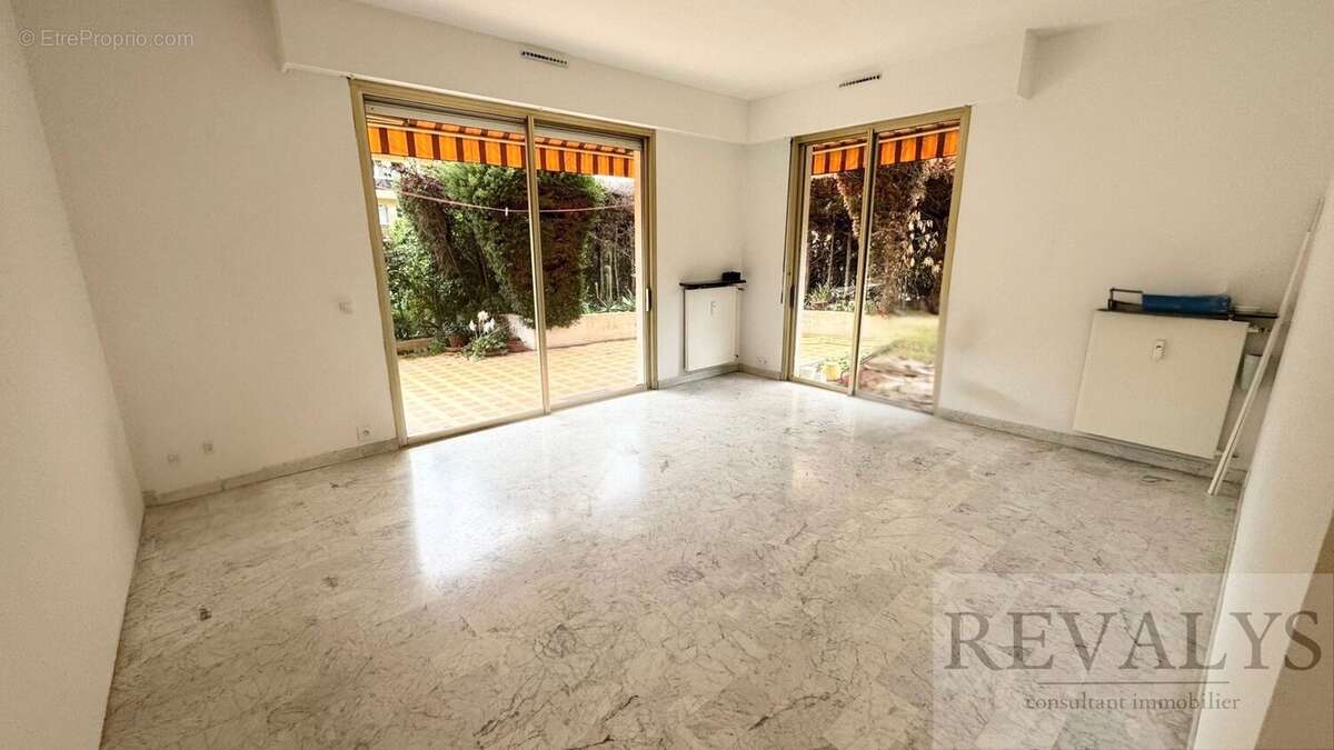 Appartement à BEAULIEU-SUR-MER