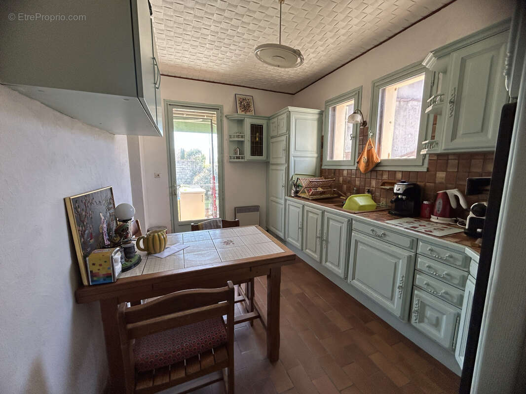 Maison à SAINT-QUENTIN-LA-POTERIE