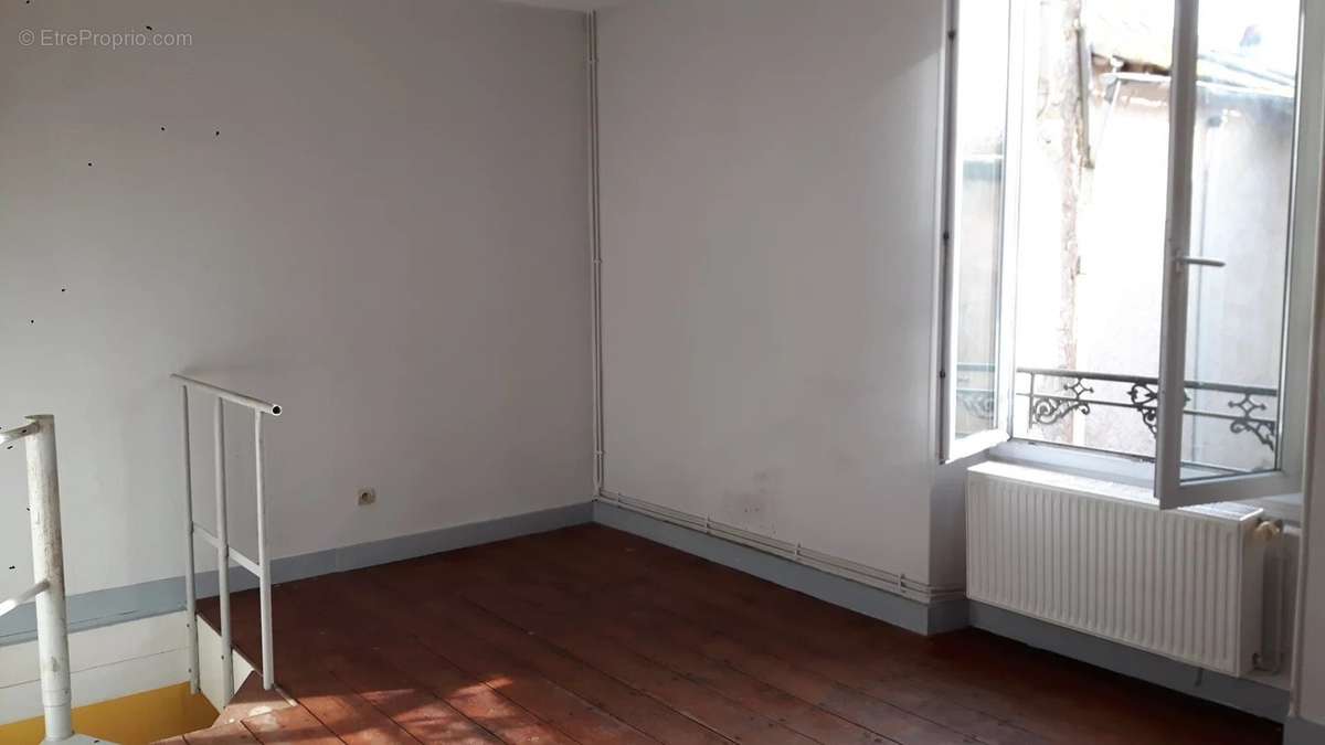 Maison à MONTMORILLON