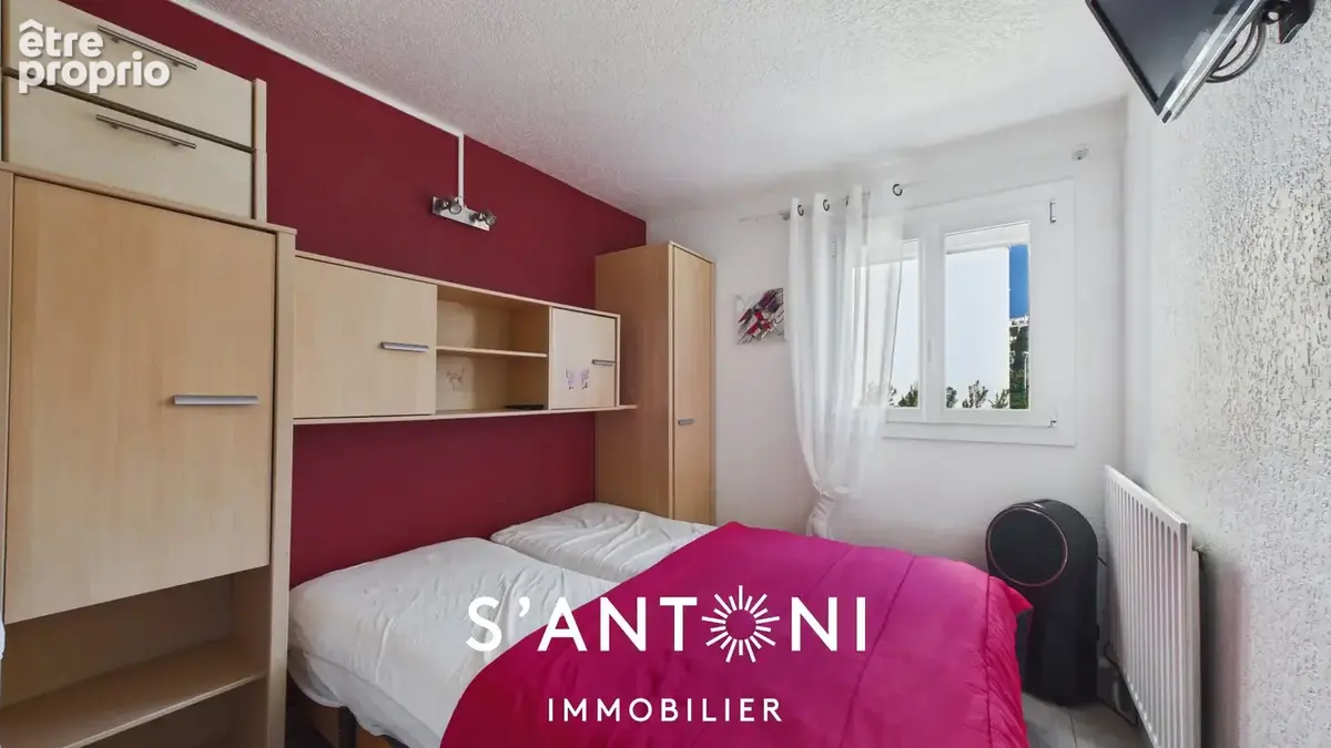 LE CAP D' AGDE - Avant Port - Magnifique Appartement de type T2 + Cabine - vue d' exception - Parking - Cellier - Cave - photo 8