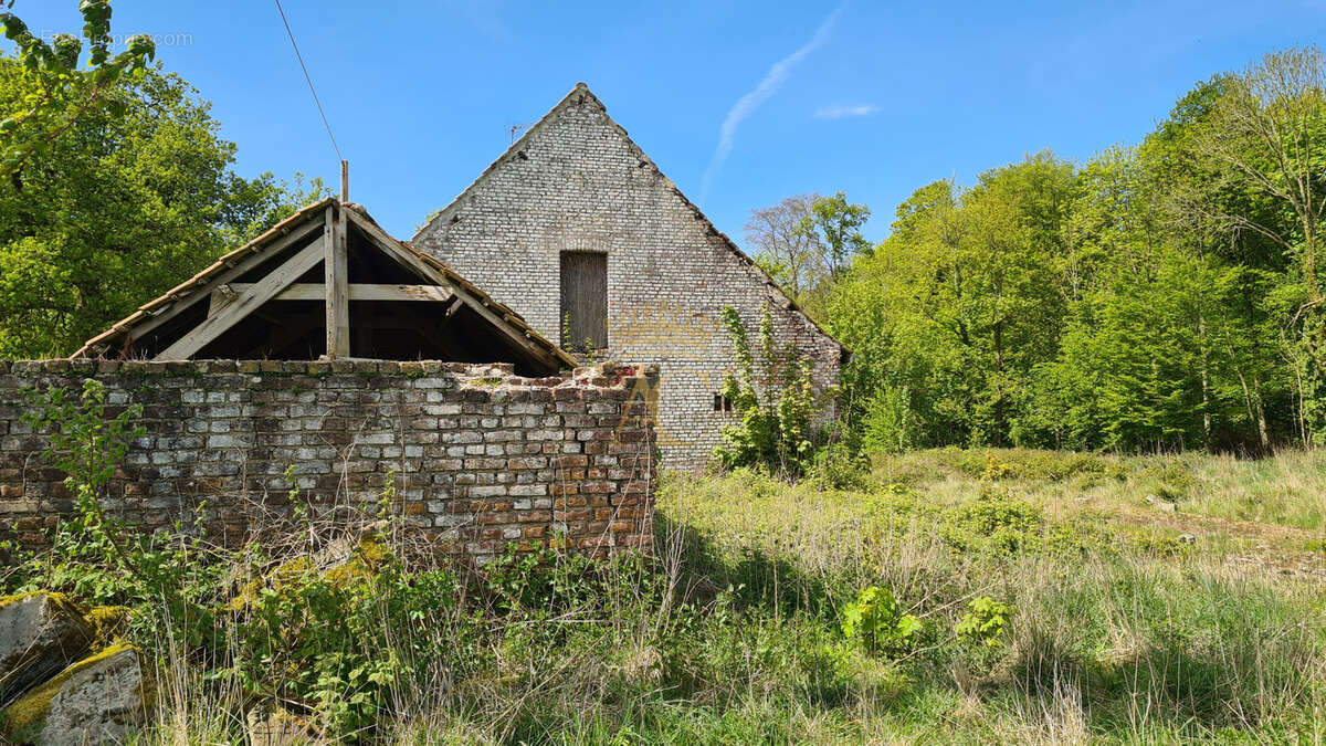 Maison à LONGVILLIERS