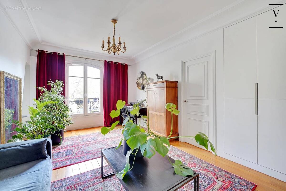 Appartement à PARIS-4E