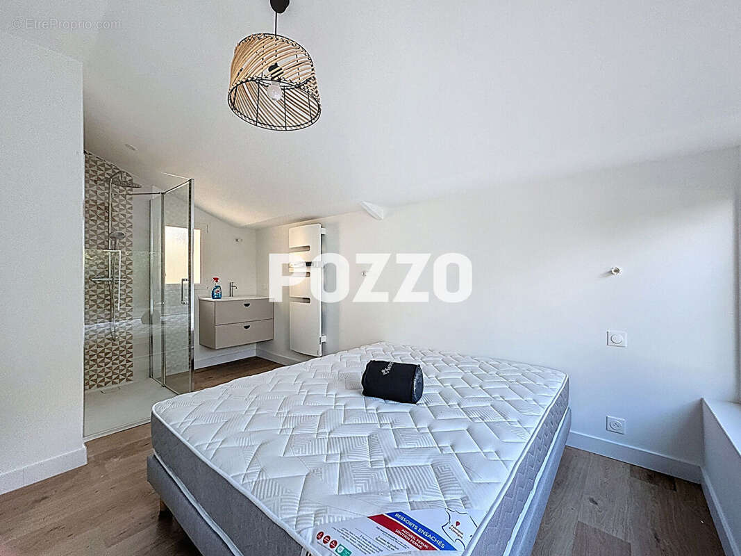 Maison à SAINT-PAIR-SUR-MER