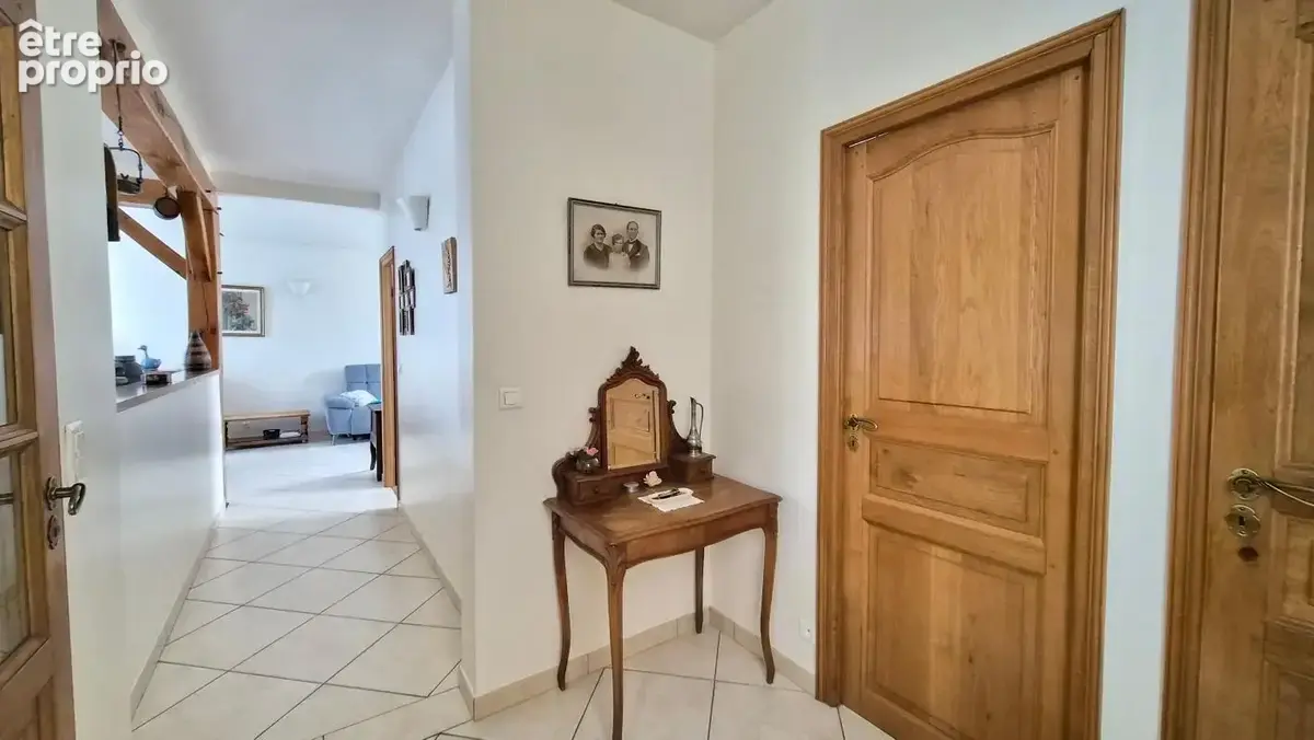 Viry Centre, T6, 116 m², sous sol, terrain 625 m², dépendance - photo 20
