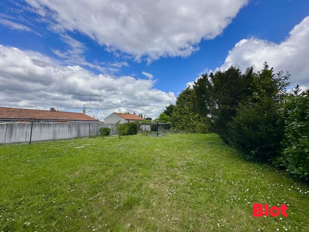 Maison à BOUGUENAIS