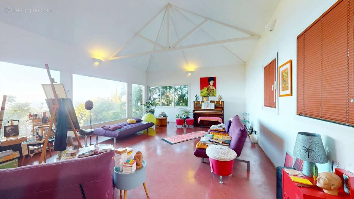 Maison à L'ETANG-SALE
