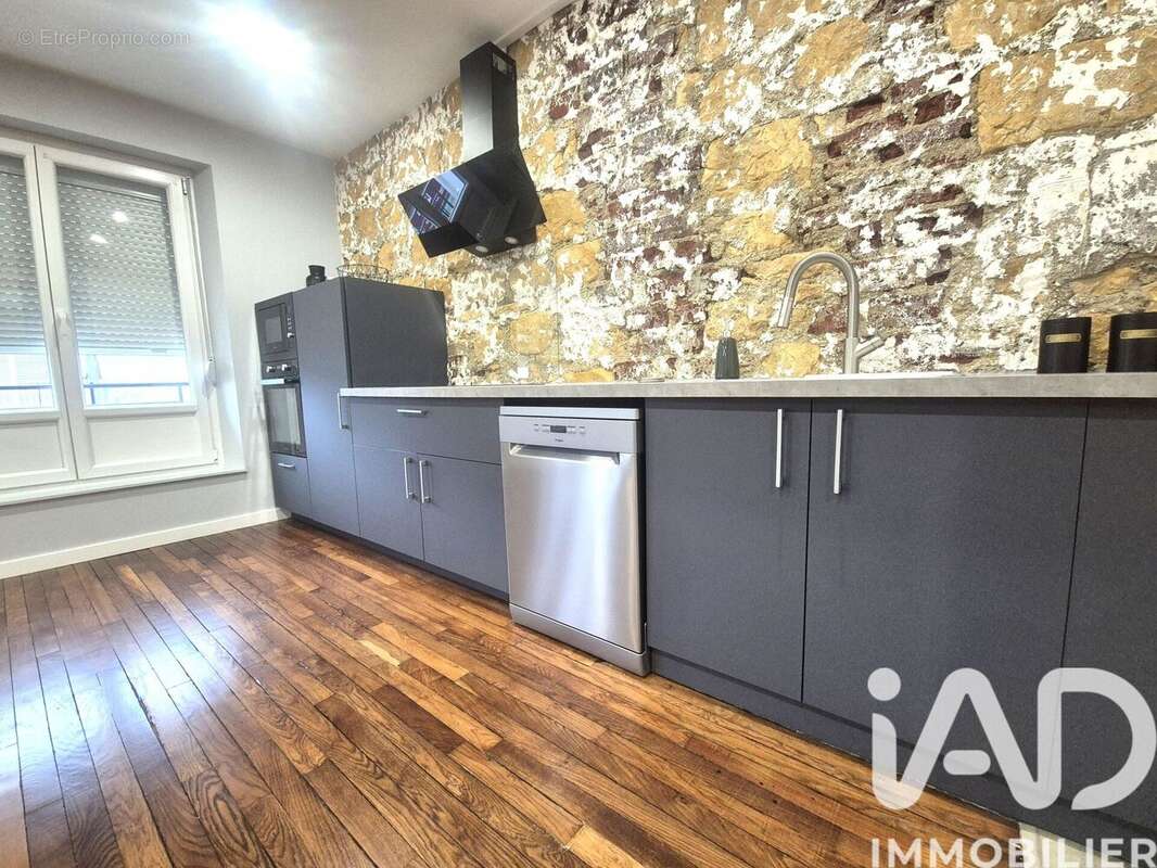 Photo 8 - Appartement à CHARLEVILLE-MEZIERES