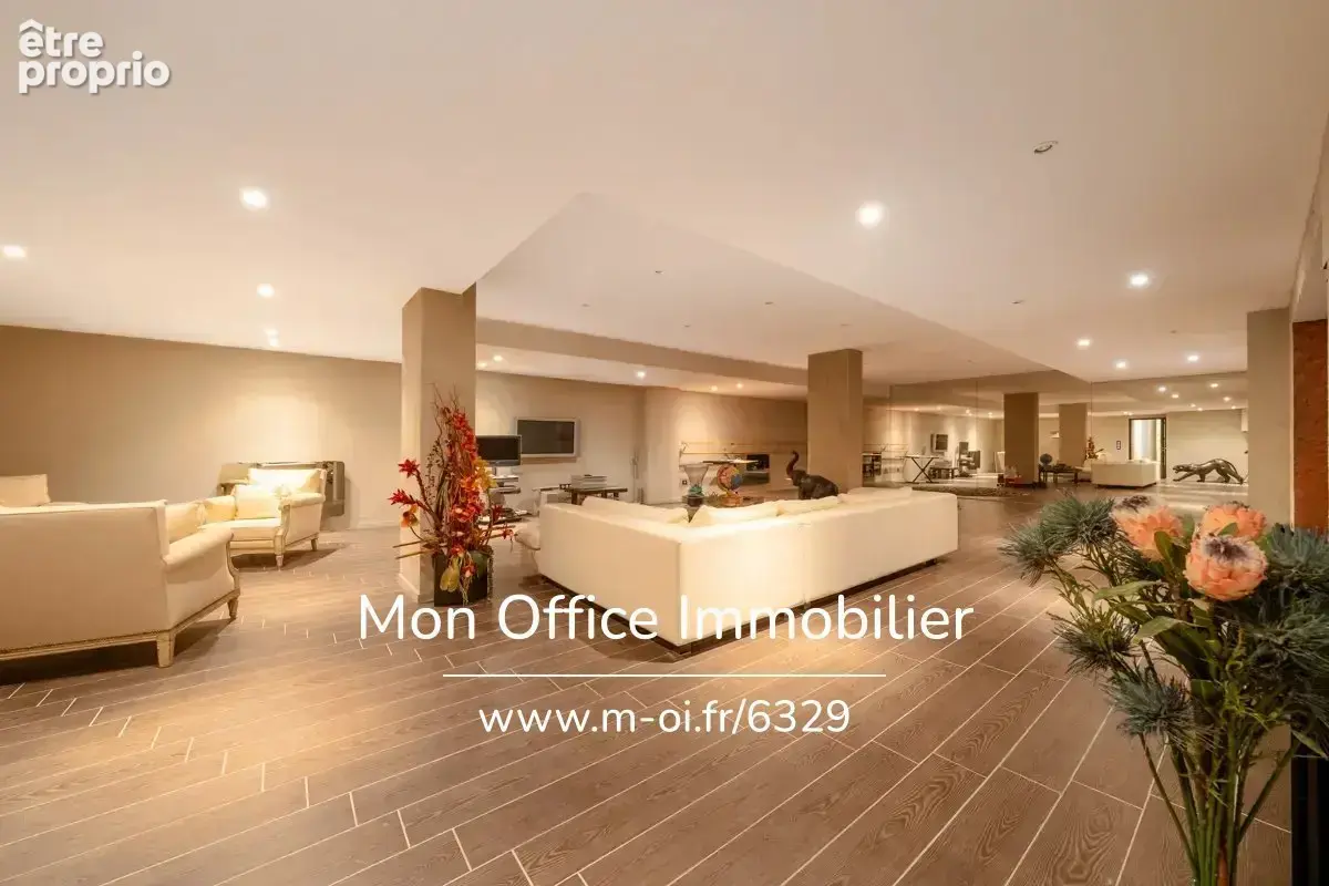 Référence : 6329-NGU - propriété 10 pièces - 32ha - 980m2 - Vue spectaculaire sur la région et la mer - photo 15