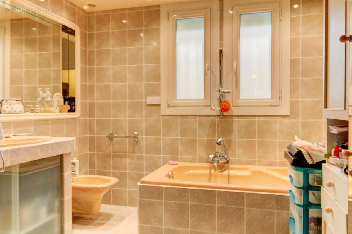 Maison à SAINT-MARTIN-DU-VAR