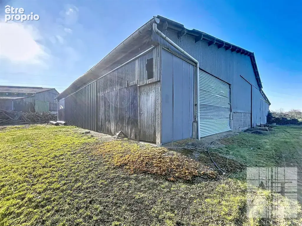 Authentique corps de ferme en pierres avec dépendances et vaste terrain - photo 17