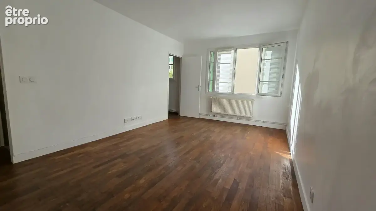 Centre-Ville - Appartement 3 pièces - 2 Chambres - Parking - Cave - photo 2