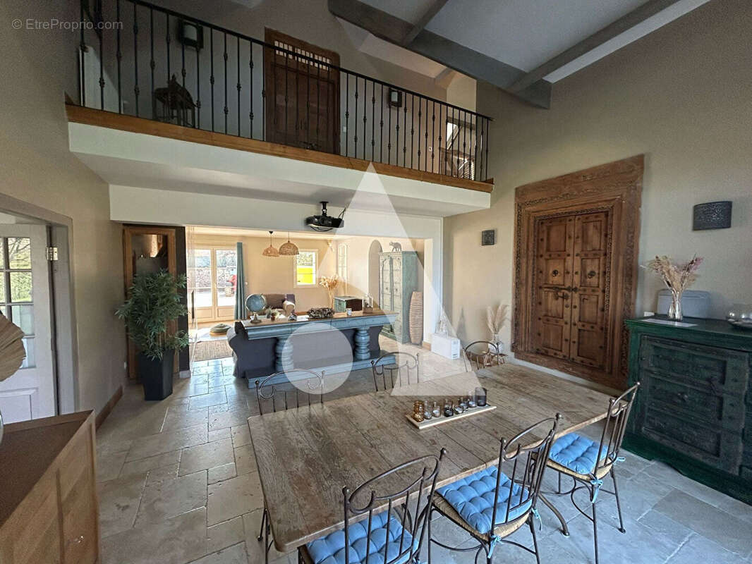 Maison Marles En Brie 14 pièce(s) 430 m2 - photo 6
