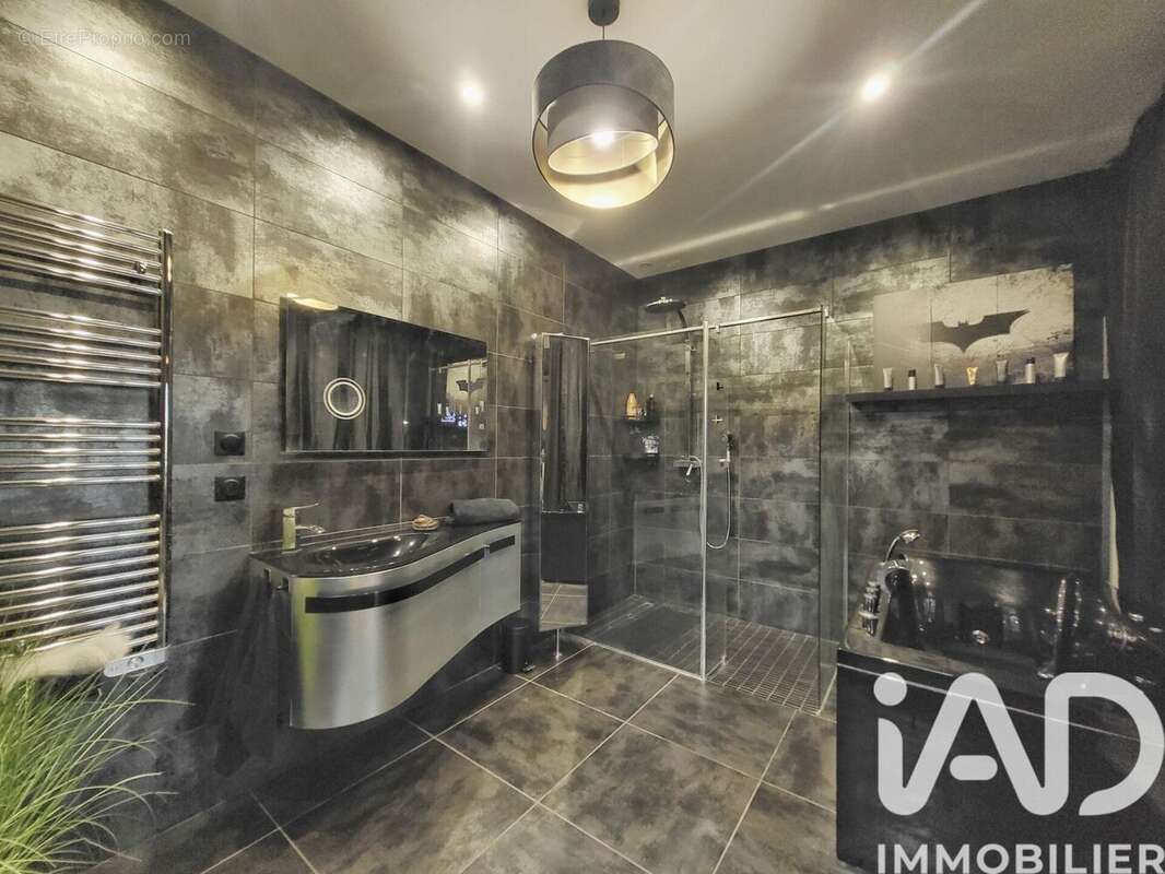 Photo 6 - Maison à CUERS