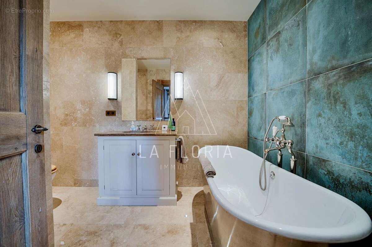 Maison à LES HOUCHES