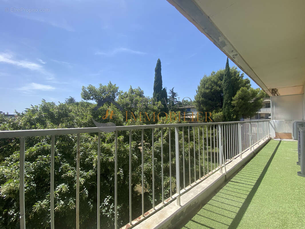 Appartement T4 73 m2 avec balcon et cave - photo 2