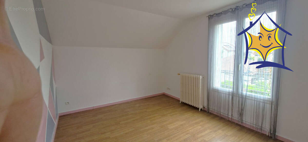 Maison à VIRY-CHATILLON