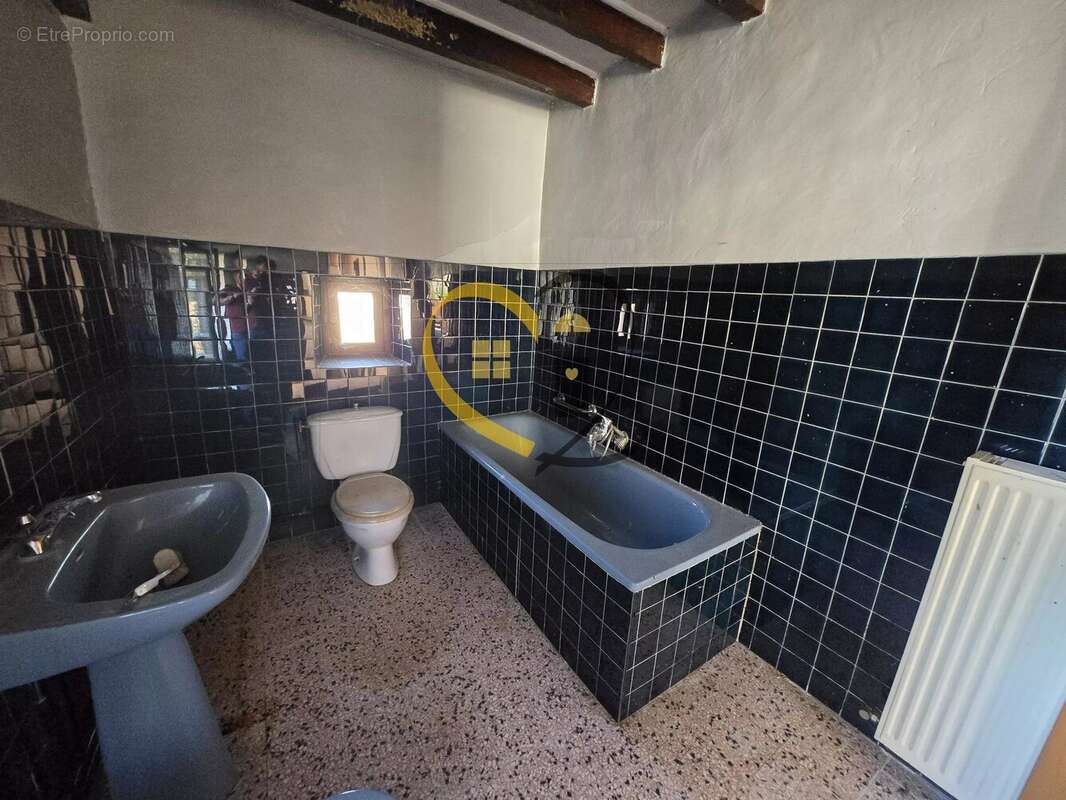 Maison à rénover avec dépendances – Neuvy-Deux-Clochers (18) - photo 16