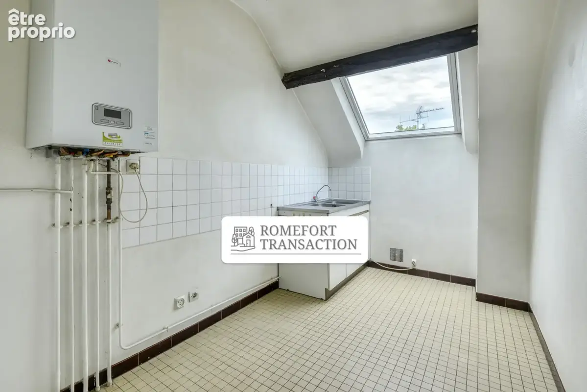 EXCLUSIVITE Nantes - CHU République - Appartement dernier étage 1 chambre + cave - photo 6