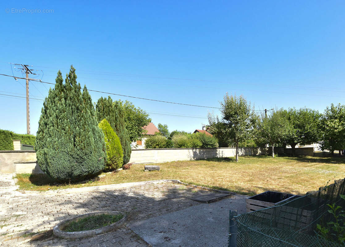 Belle maison familiale T6 de 130 m² avec terrasse et double garage - photo 5