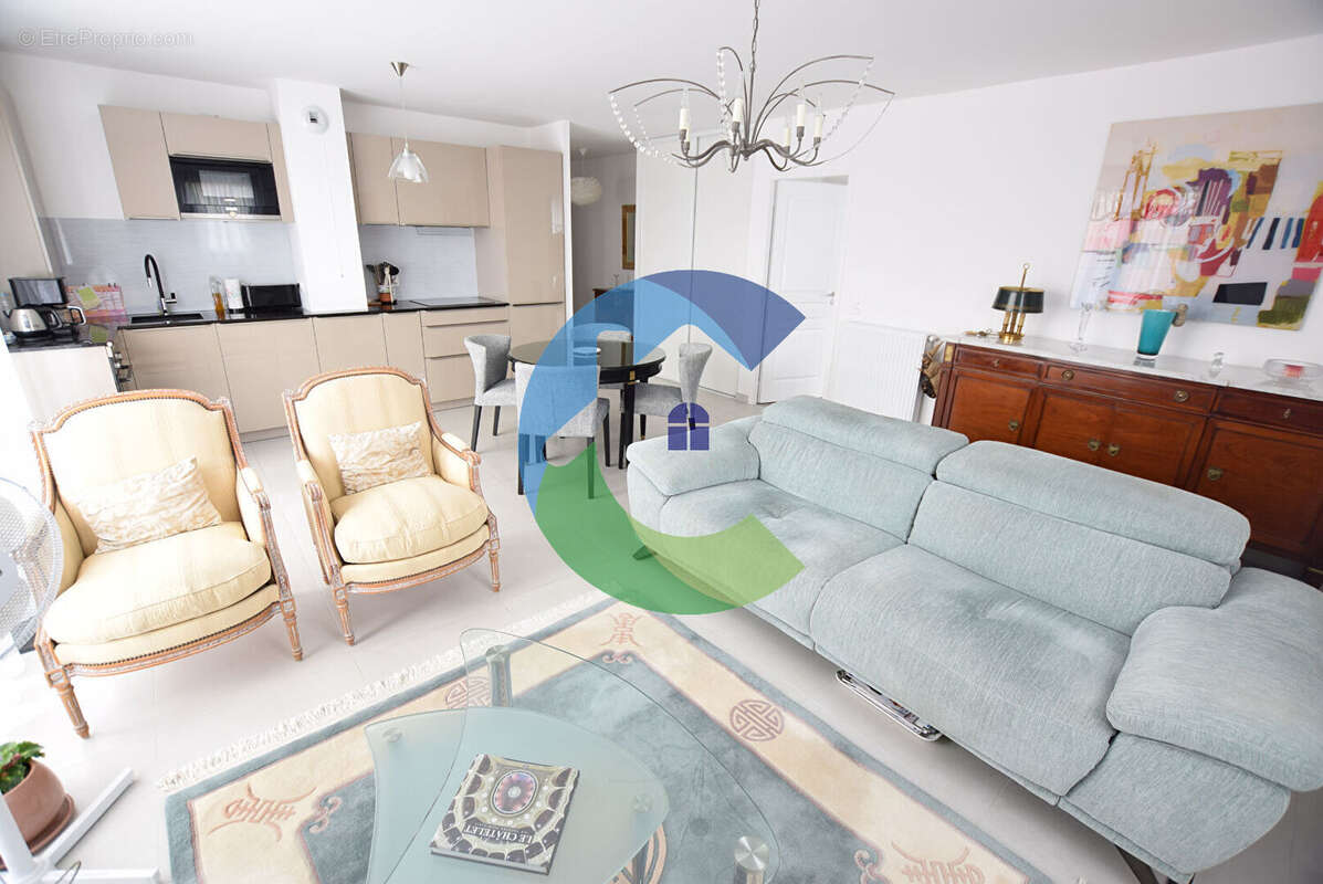 Appartement à EPINAY-SUR-ORGE