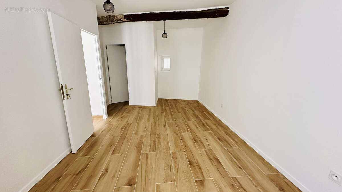 Commerce à BRIGNOLES