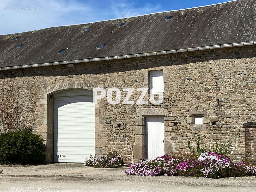 Maison à SAINTE-GENEVIEVE