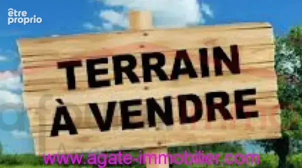 Terrain à ROAILLAN