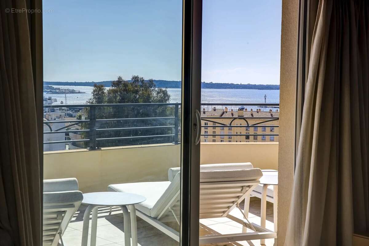 RARE Toit terrasse vue mer à 400 m du port de Cannes - photo 28