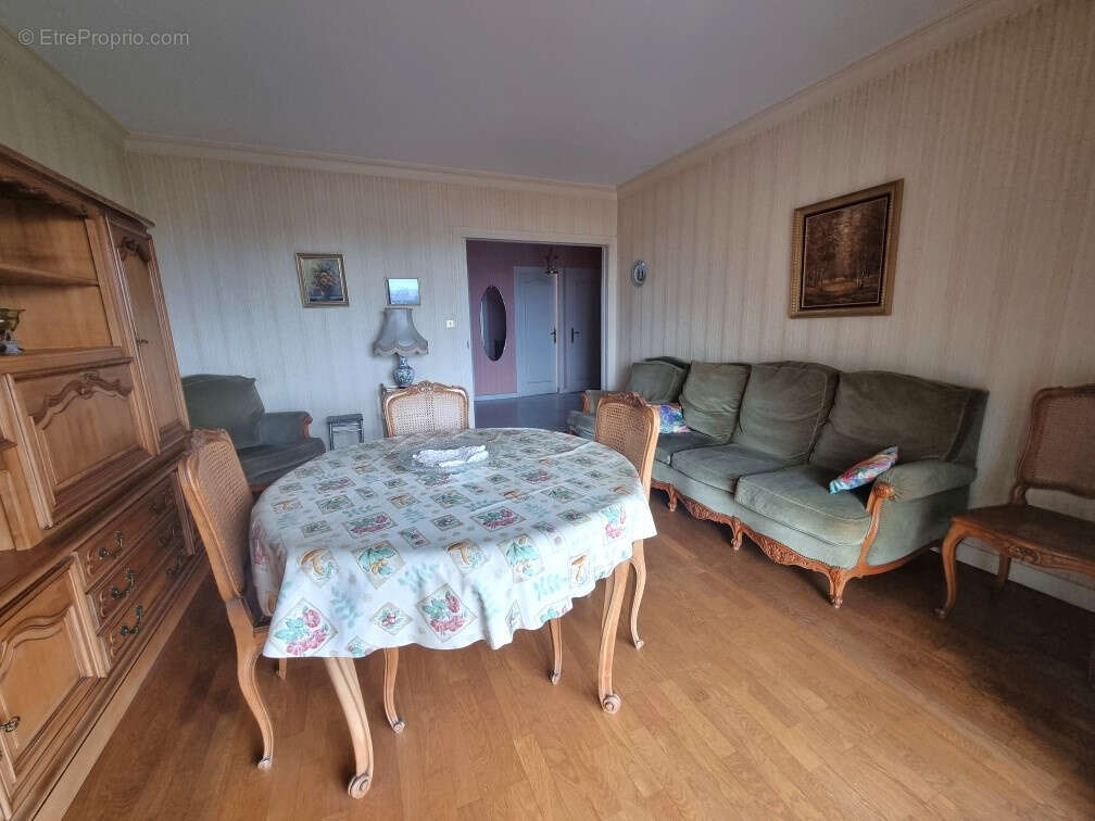 Appartement à CALUIRE-ET-CUIRE