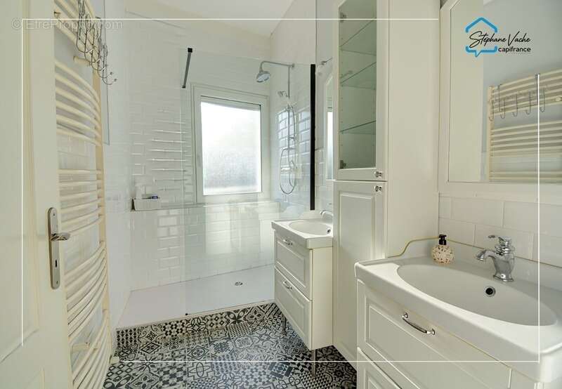 Maison à LA FOUILLOUSE