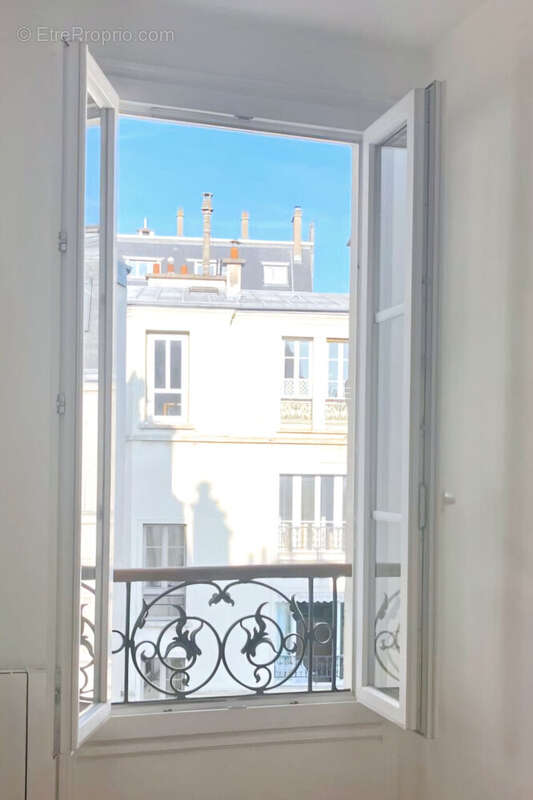 Appartement à PARIS-12E
