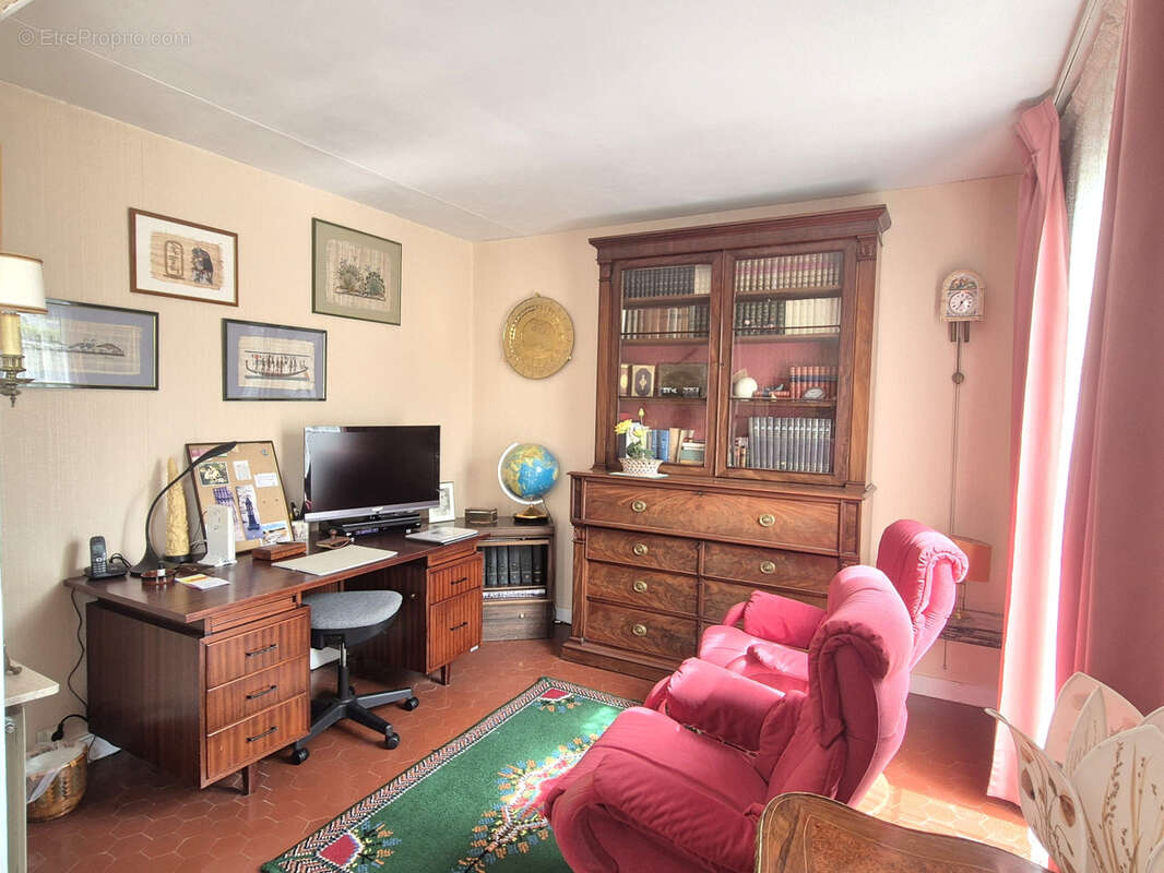 Maison à VERT-SAINT-DENIS